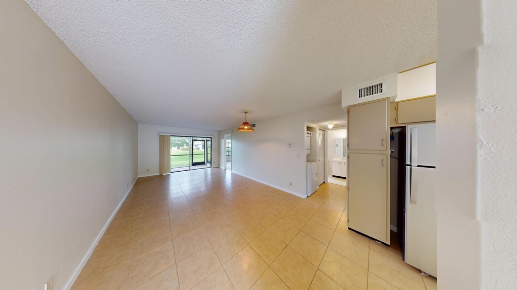 321 Olivewood Terrace - Photo 2