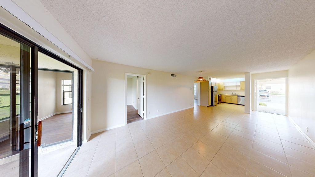 321 Olivewood Terrace - Photo 6