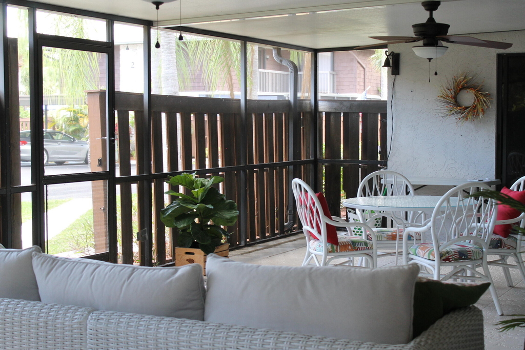 301 Se Castle Court - Photo 19
