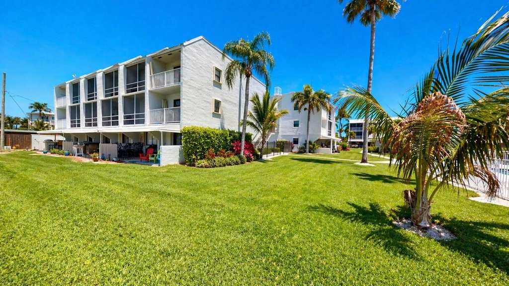 1300 Seaway Drive - Photo 18