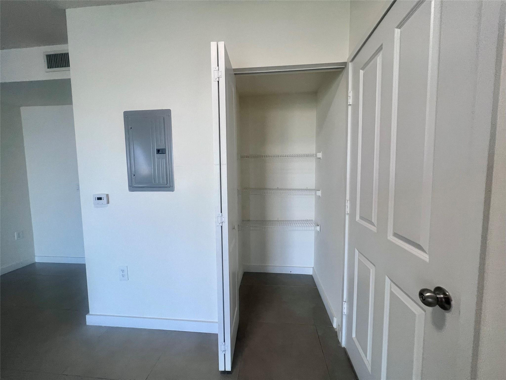 729 Nw 2 Street - Photo 4