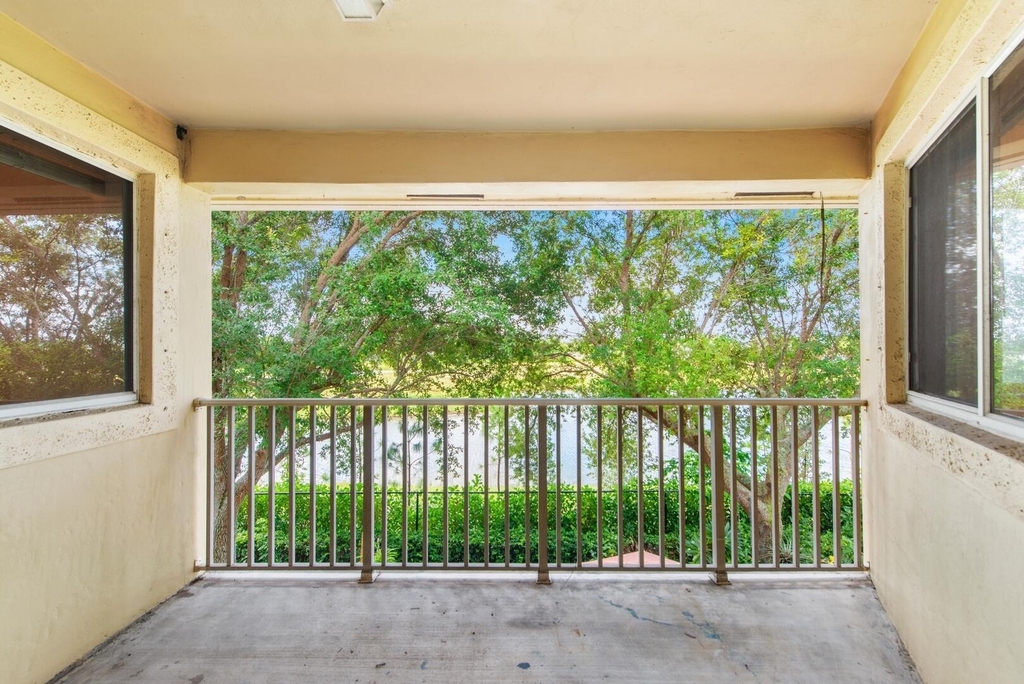 8460 Nw 40th Street - Photo 28