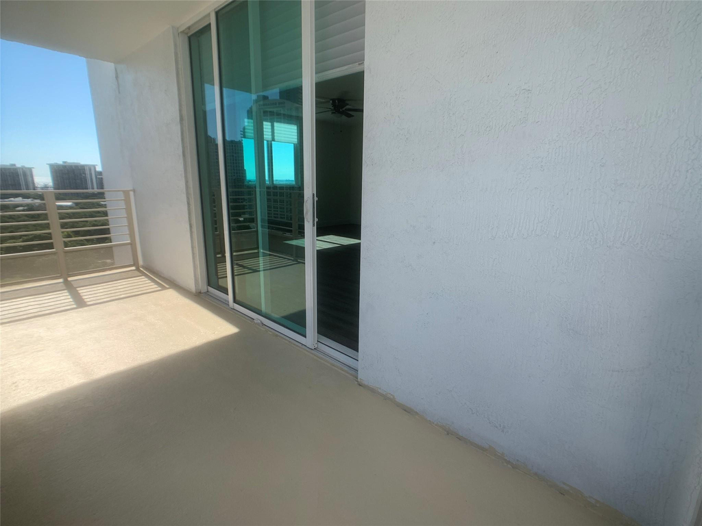 110 Sw 12 Street - Photo 10