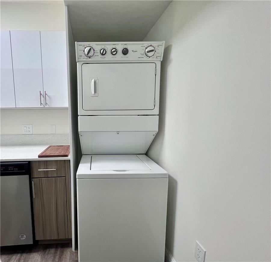110 Sw 12 Street - Photo 2