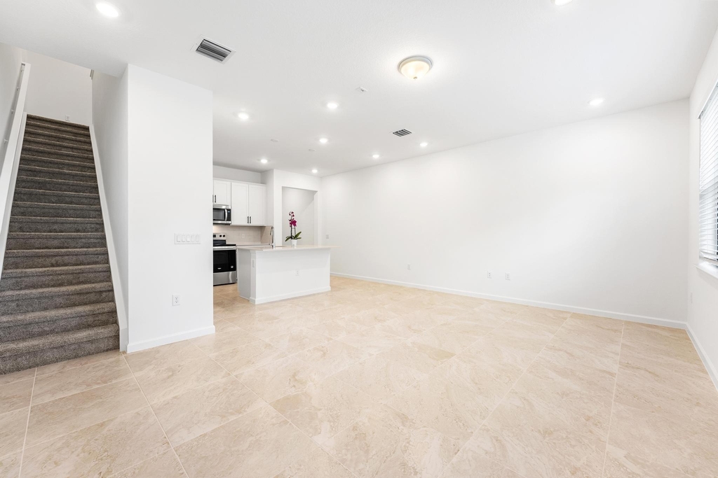 4333 Efendi Drive - Photo 4