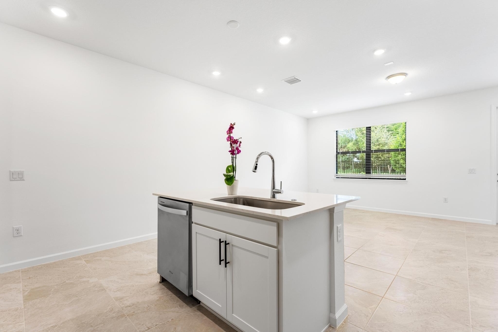 4333 Efendi Drive - Photo 9