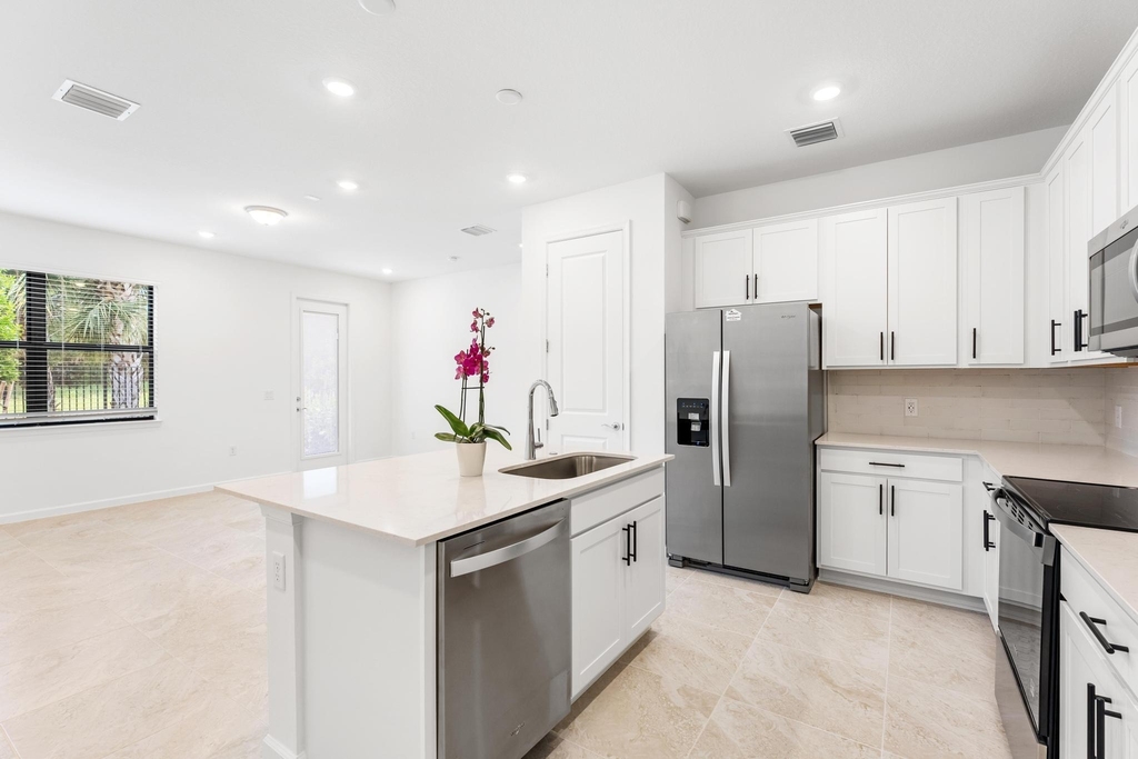 4333 Efendi Drive - Photo 8
