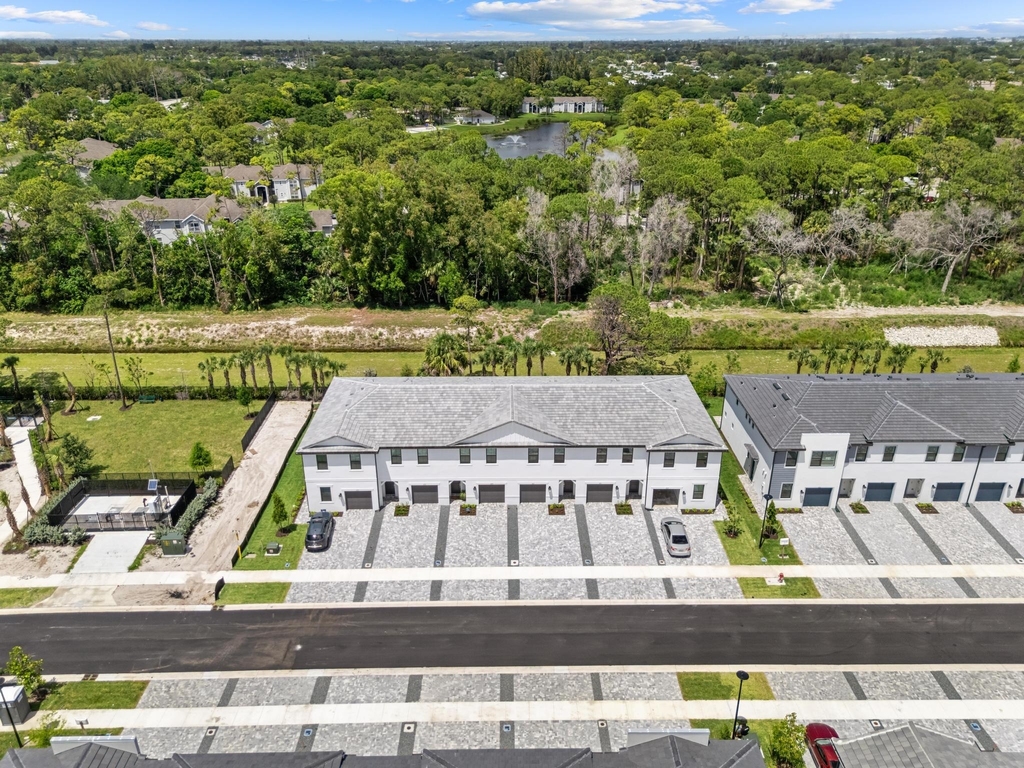 4333 Efendi Drive - Photo 47
