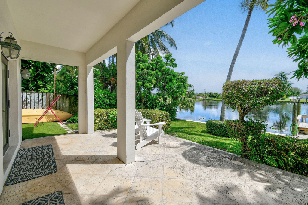 8110 W Lake Drive - Photo 46
