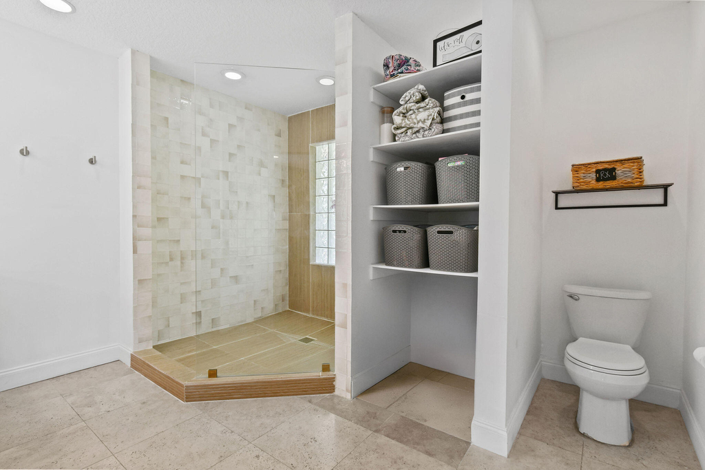 8110 W Lake Drive - Photo 35