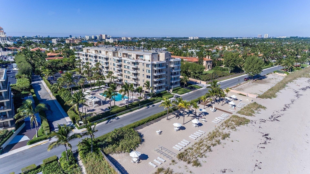 170 N Ocean Boulevard - Photo 32