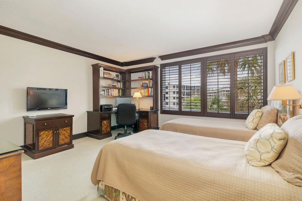 170 N Ocean Boulevard - Photo 20