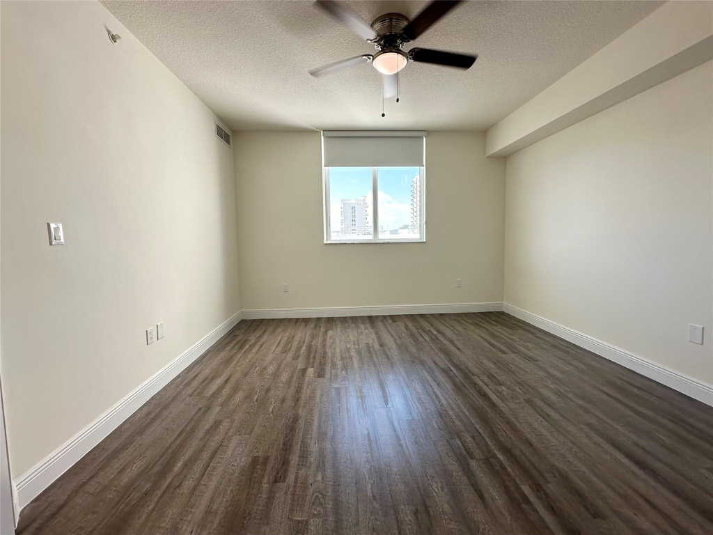 110 Sw 12th Street - Photo 6