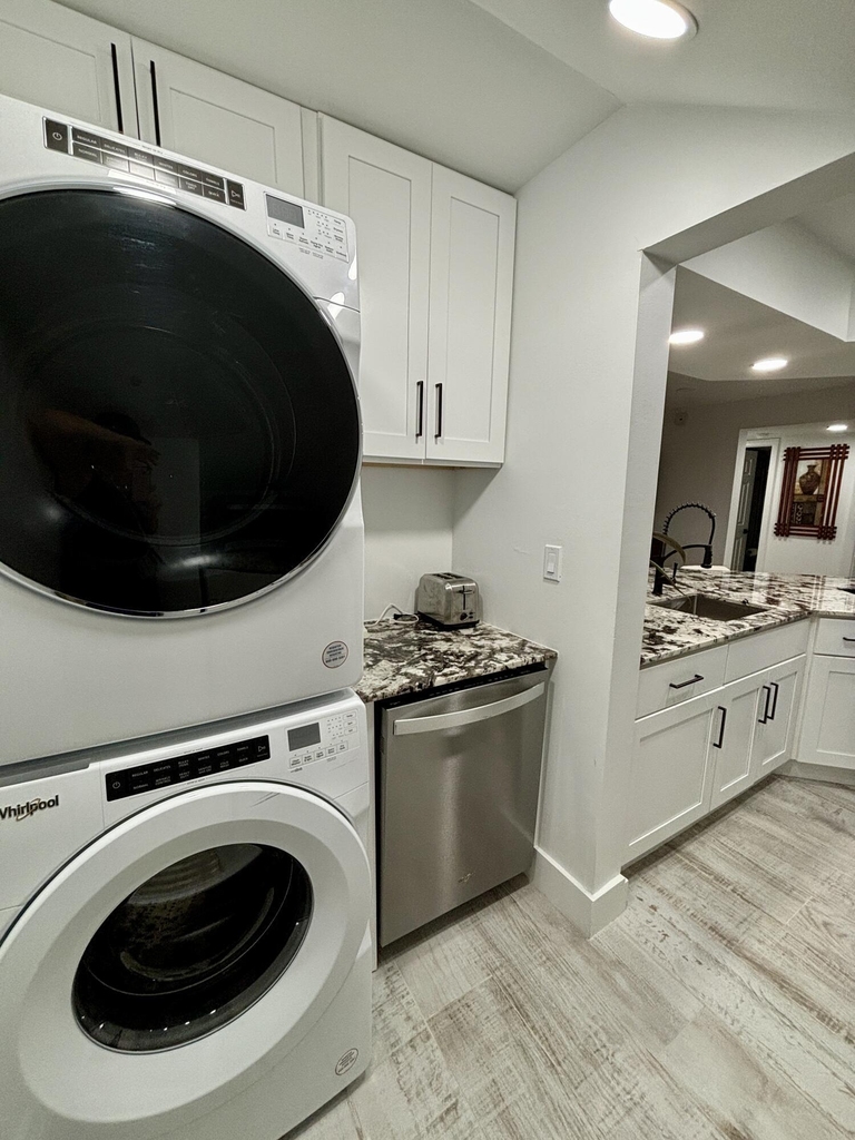 12692 Shoreline Drive - Photo 10