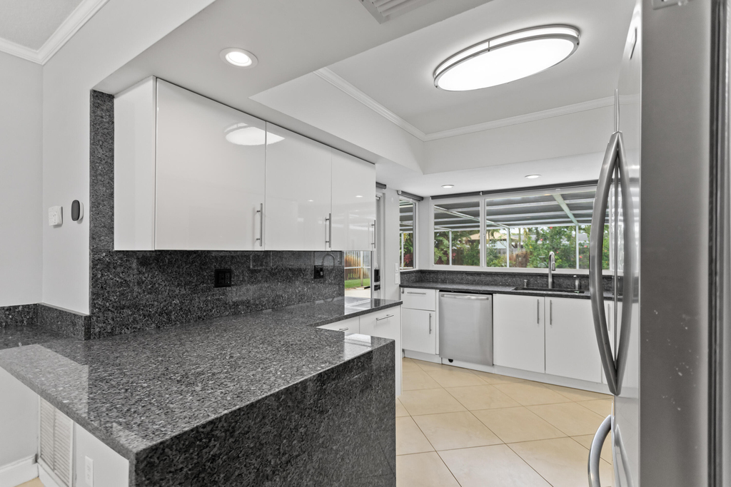 5281 Sw 4th Court - Photo 19
