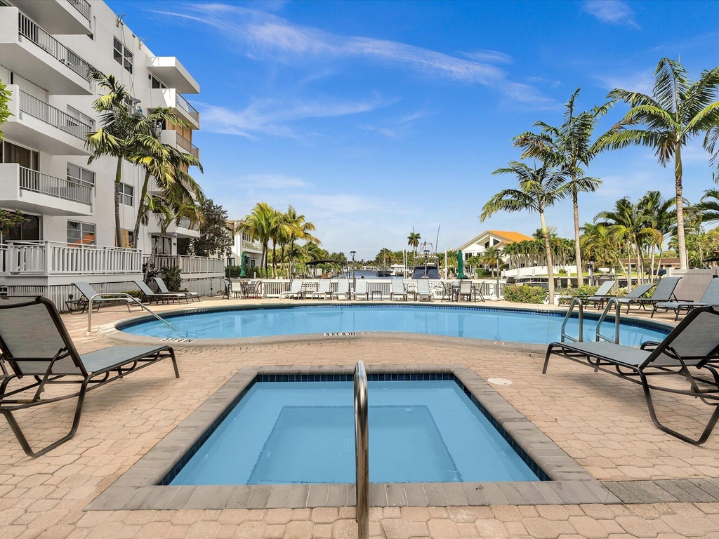 1421 S Ocean Boulevard - Photo 33