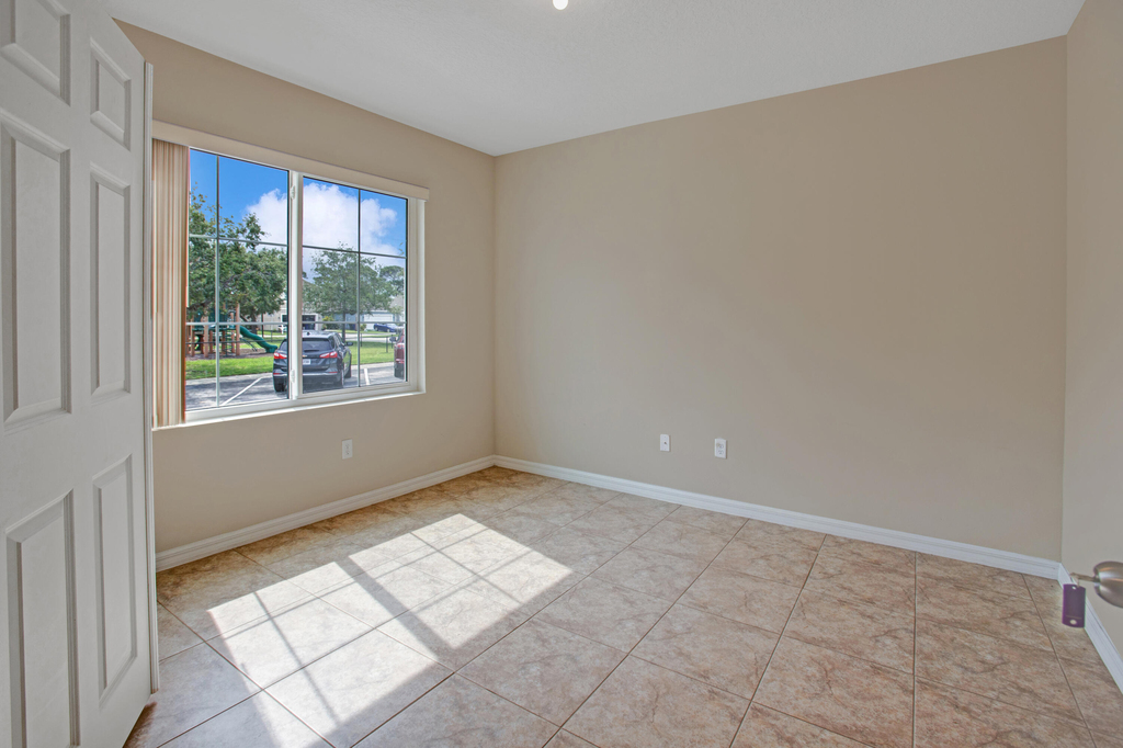 3343 Liberty Square Way - Photo 4