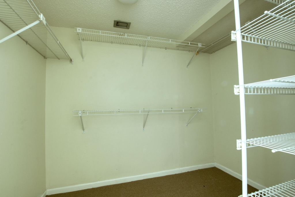 4657 Fountains Drive S - Photo 7