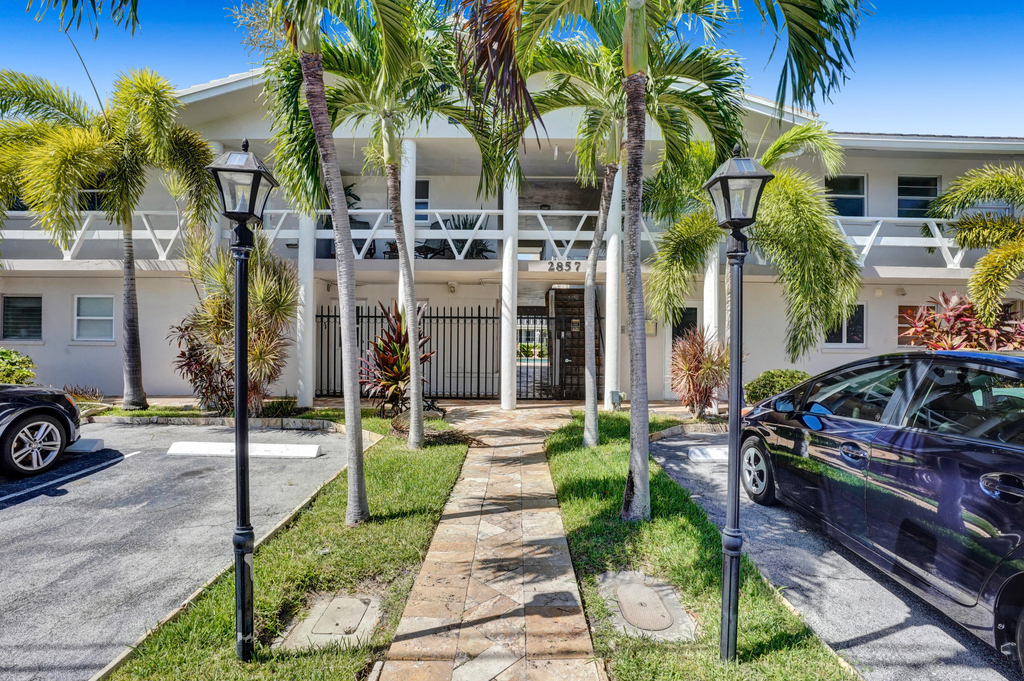 2857 Ne 32nd Street - Photo 25