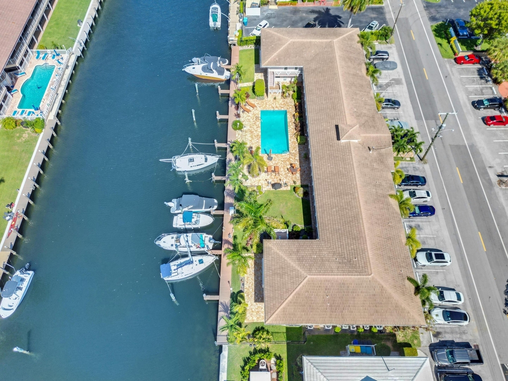 2857 Ne 32nd Street - Photo 20