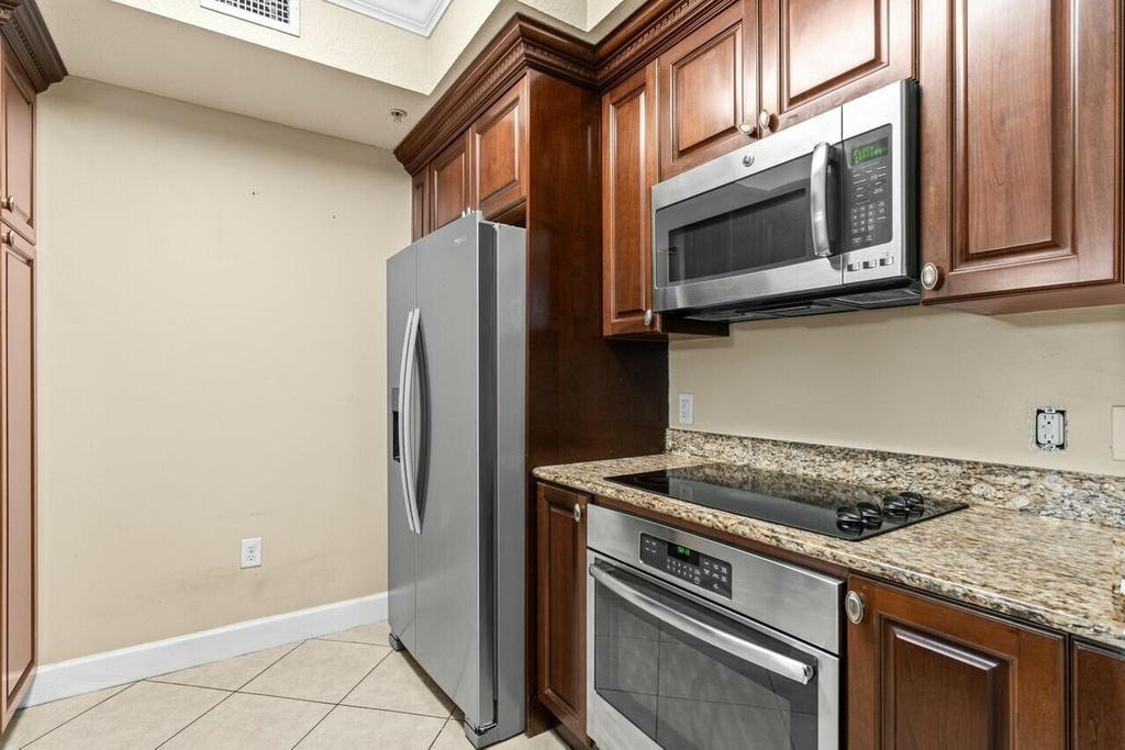 1690 Renaissance Commons Boulevard - Photo 10