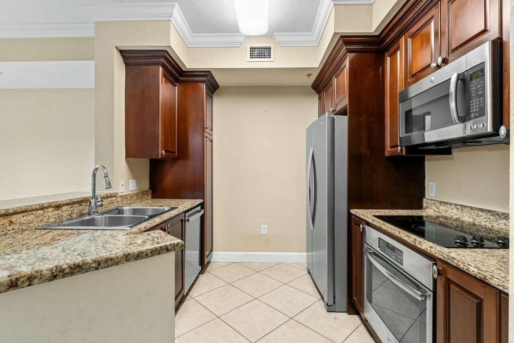 1690 Renaissance Commons Boulevard - Photo 9