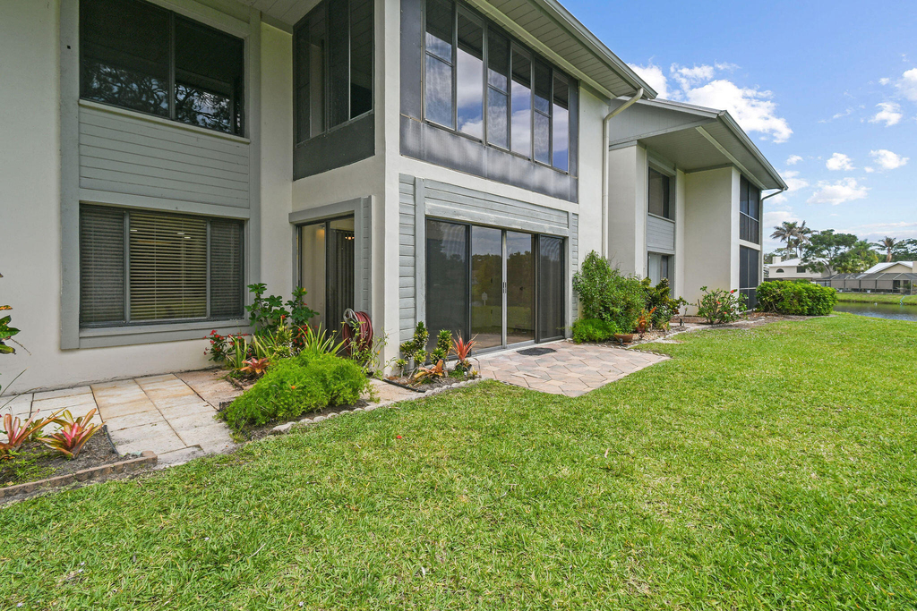 2233 Nw 22nd Avenue - Photo 47