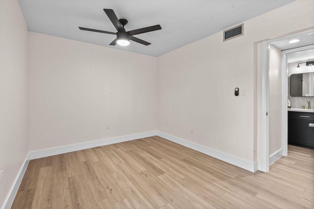 2233 Nw 22nd Avenue - Photo 34