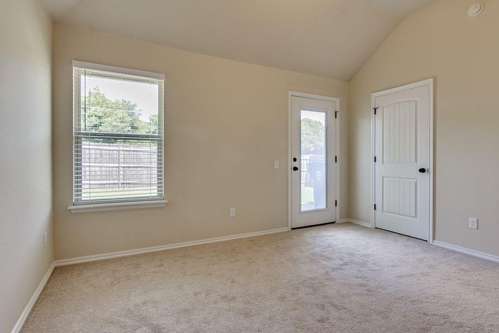 804 Stag Trail - Photo 2