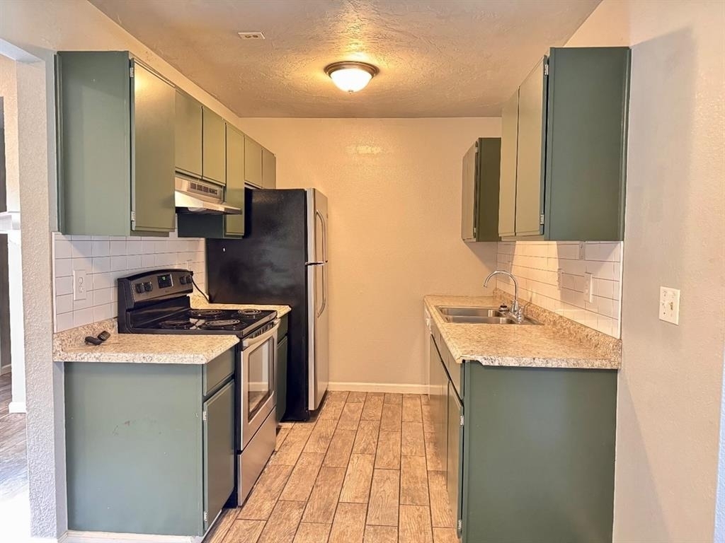 11402 N Lincoln Boulevard - Photo 2