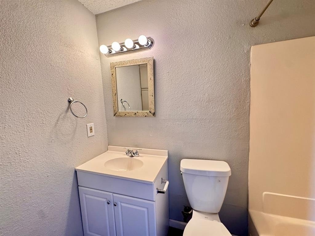 11402 N Lincoln Boulevard - Photo 12