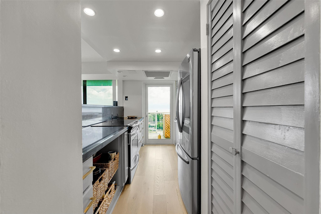 2841 N Ocean Boulevard - Photo 9
