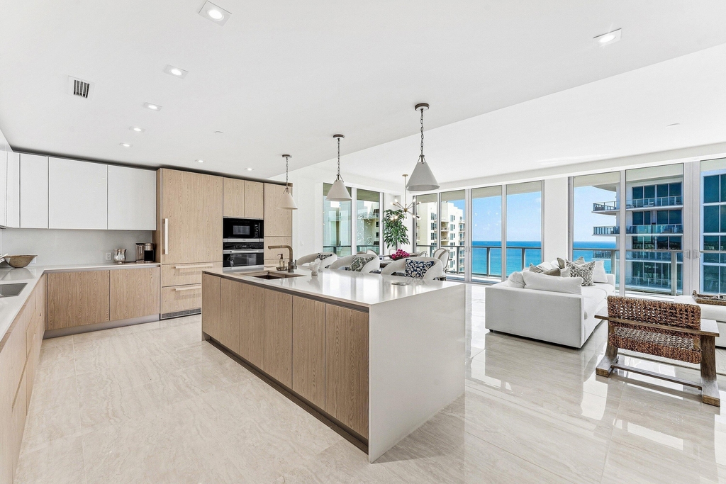 3100 N Ocean Drive - Photo 0