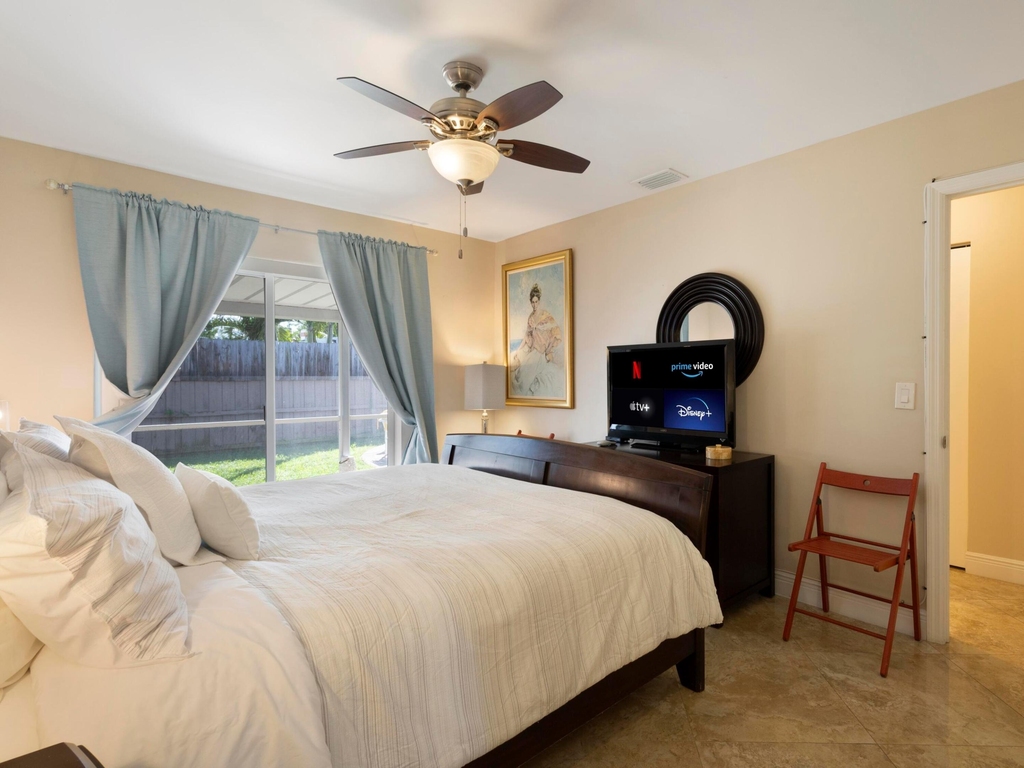 832 Green Street - Photo 12