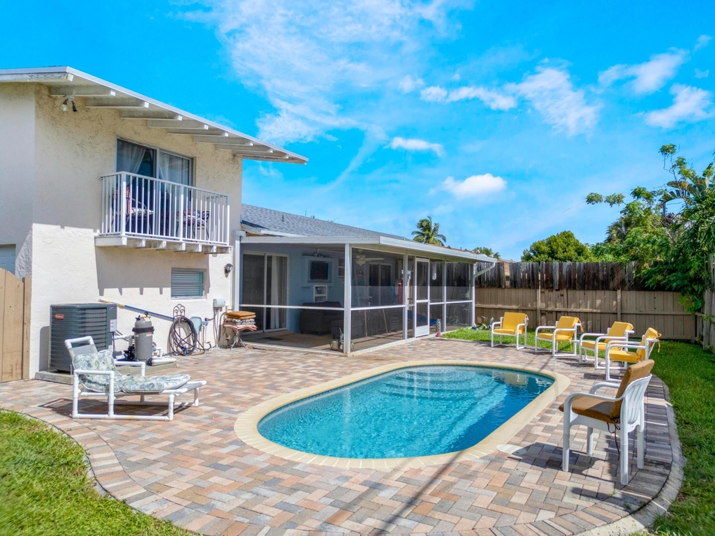 832 Green Street - Photo 23