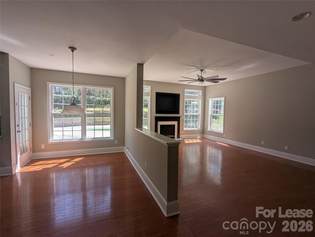 7894 Woodmere Drive - Photo 6