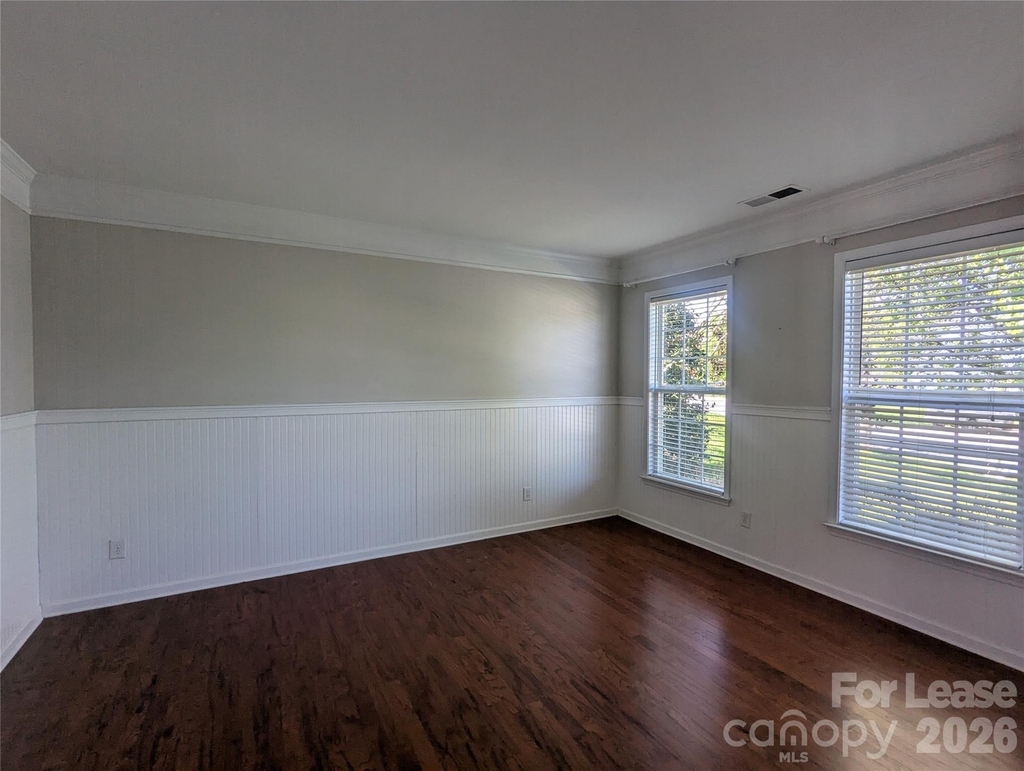 7894 Woodmere Drive - Photo 3