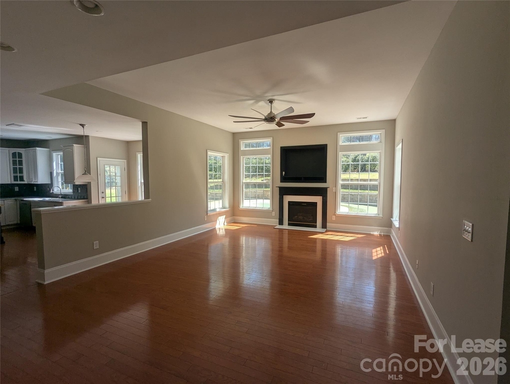 7894 Woodmere Drive - Photo 7