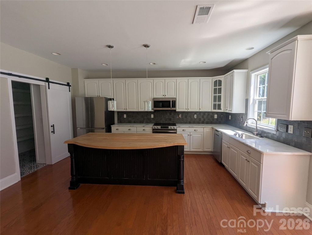 7894 Woodmere Drive - Photo 5