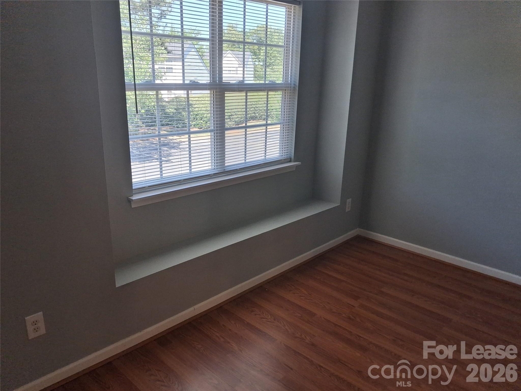 1786 Forest Side Lane - Photo 17
