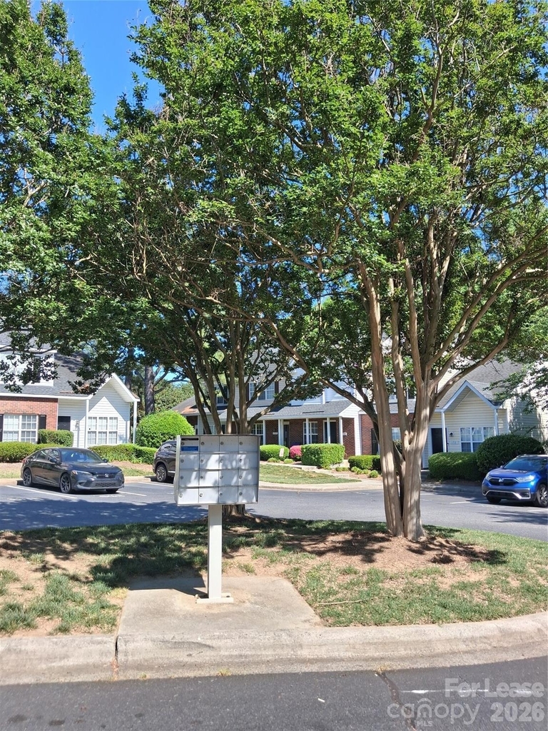 1786 Forest Side Lane - Photo 21