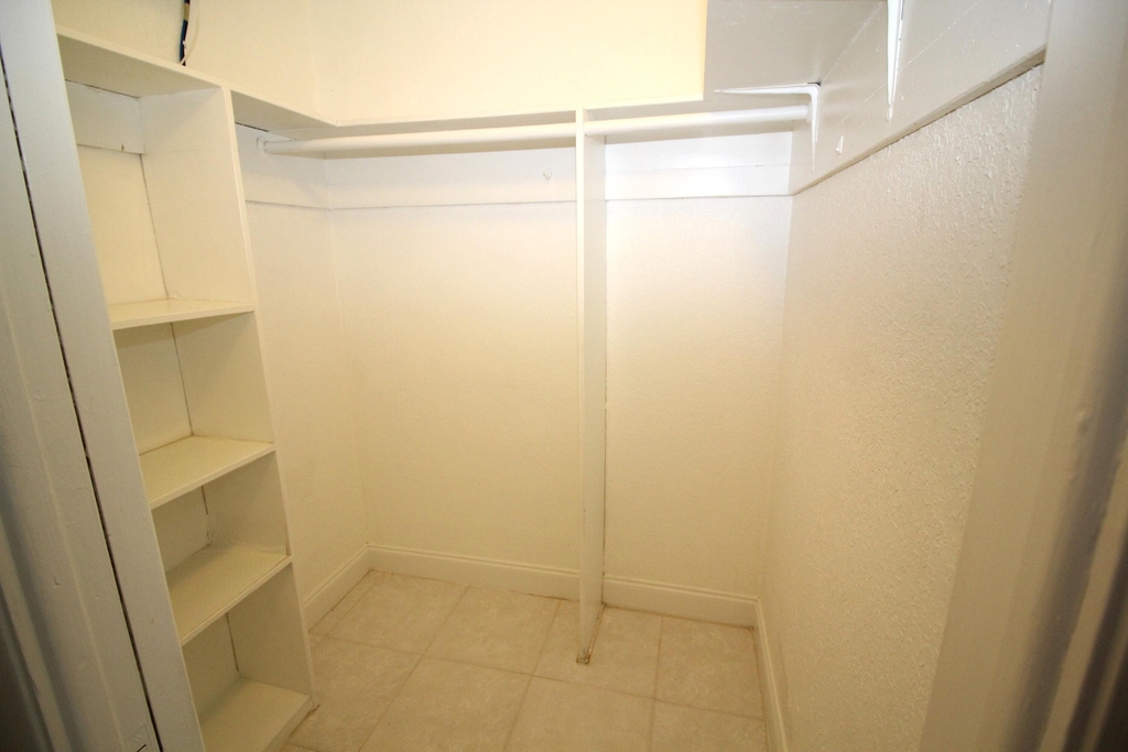 551 Se 15th Street - Photo 4