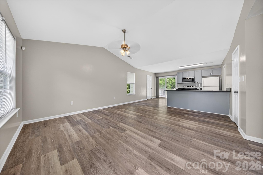 2332 Eargle Road - Photo 2
