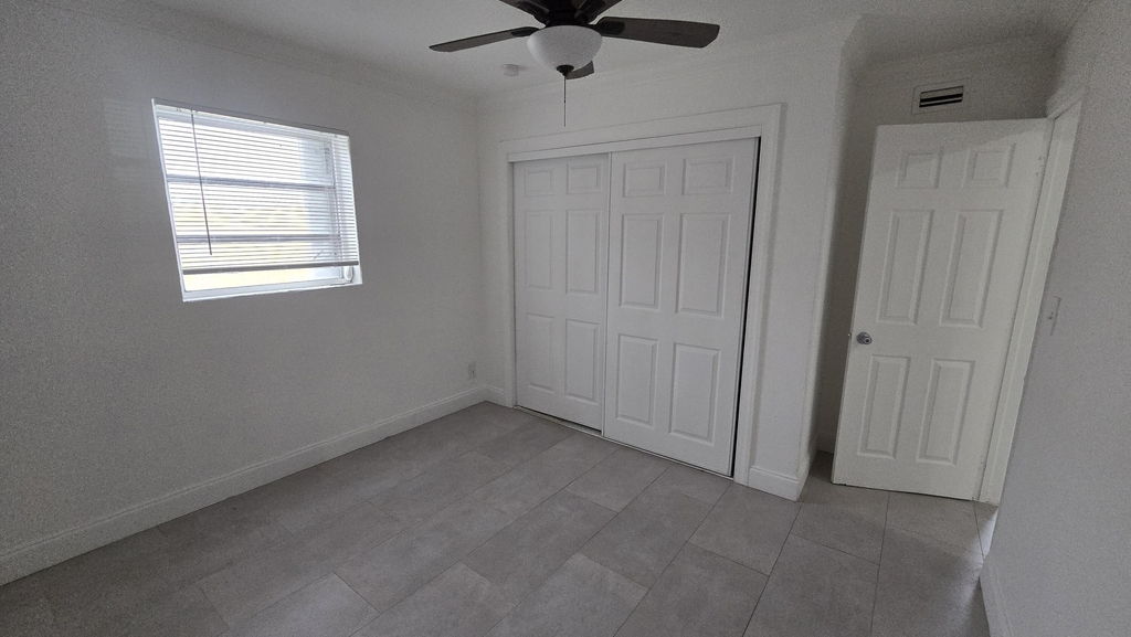 1512 Ne 28th Street - Photo 7