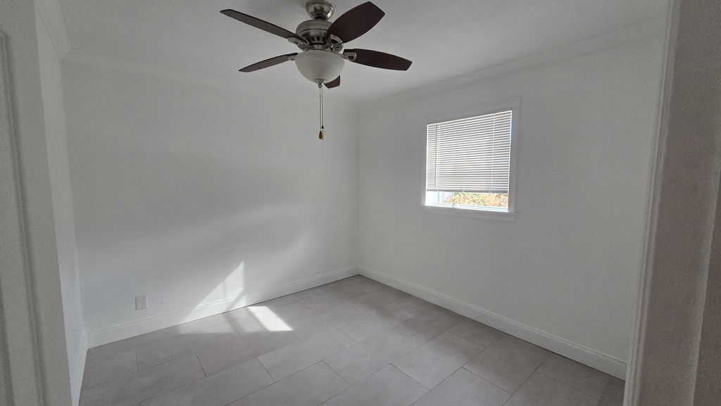 1512 Ne 28th Street - Photo 5