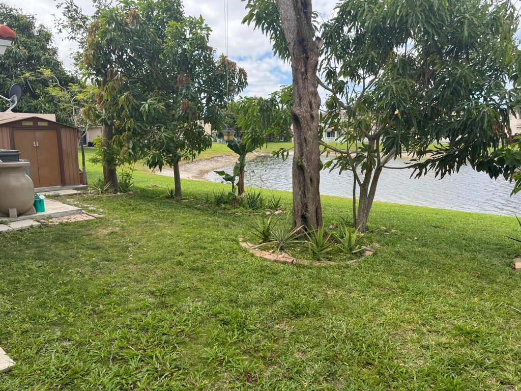 6457 Adriatic Way - Photo 25