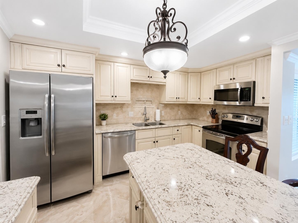 1370 S Ocean Boulevard - Photo 19