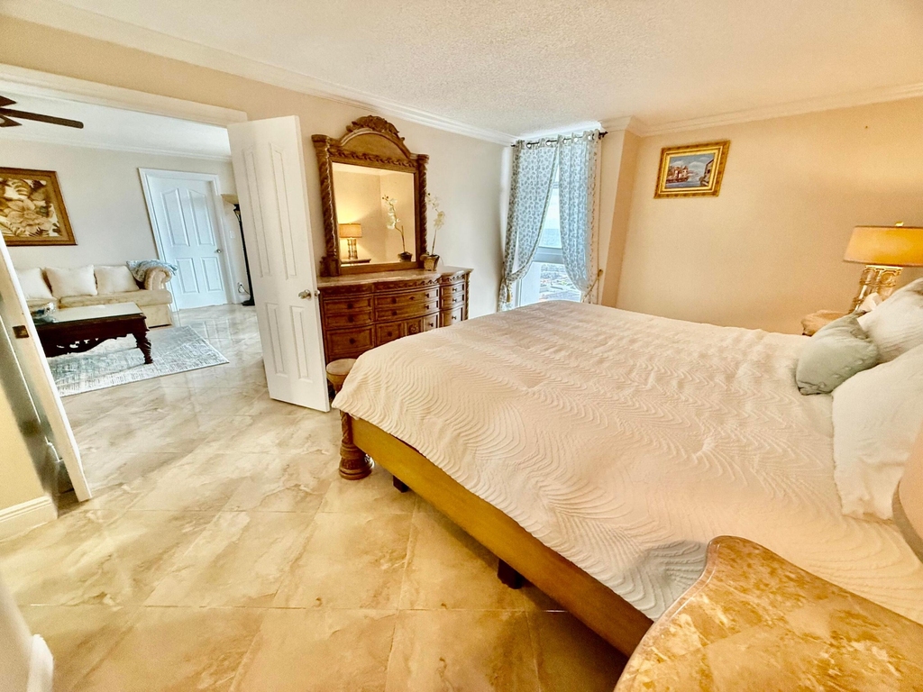 1370 S Ocean Boulevard - Photo 16