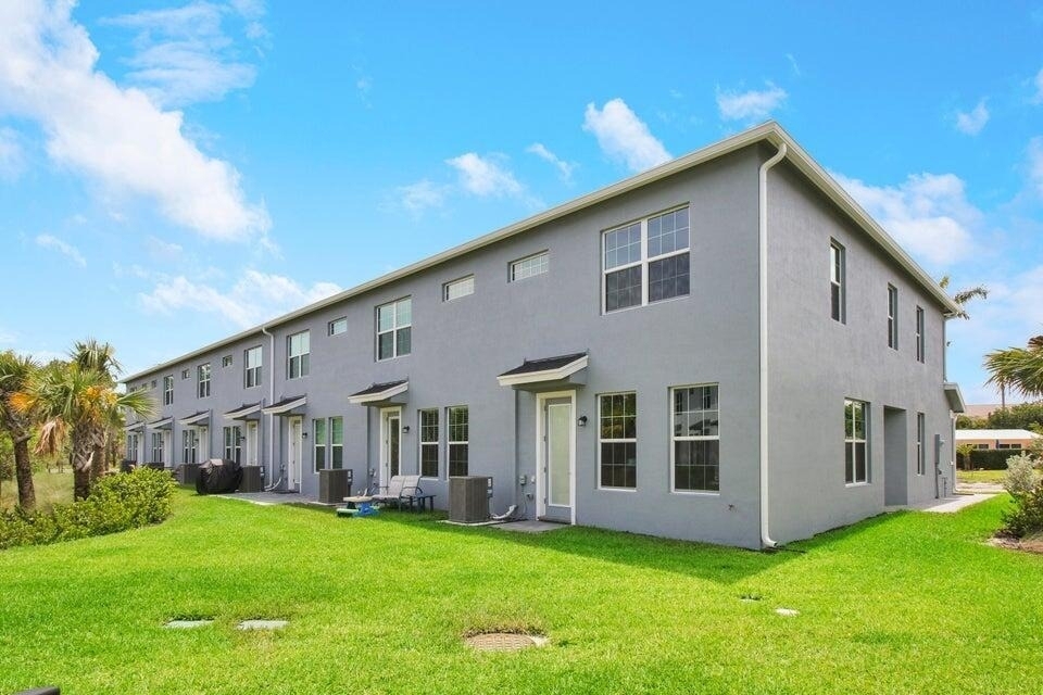 1875 Se Ocean Cove Way - Photo 16