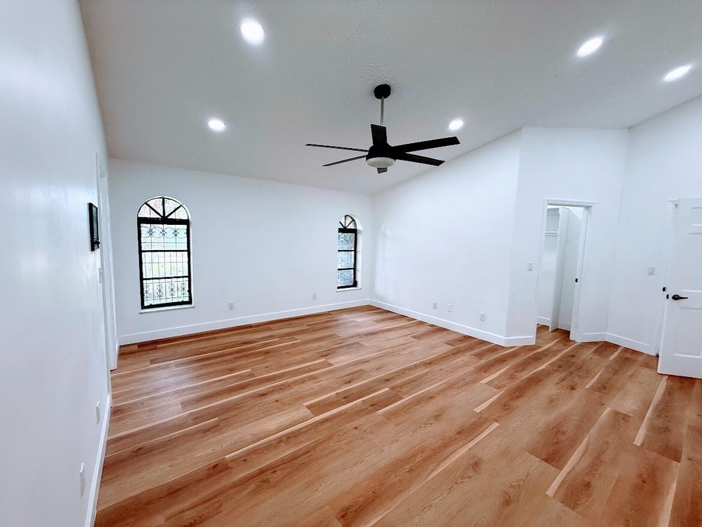 465 Se Naranja Avenue - Photo 35